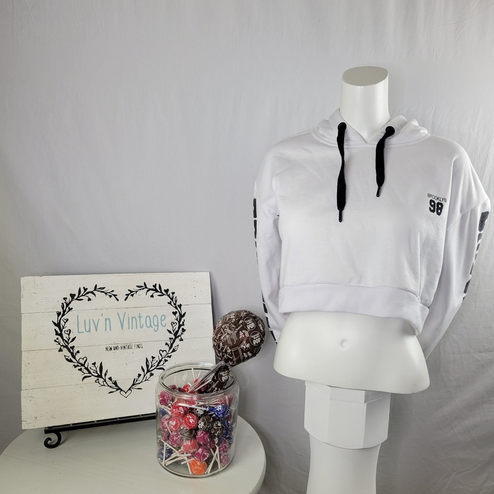 Charlotte Russe Women White Brooklyn 98 Cropped Hoodie Sweatshirt Size M 32255CR
